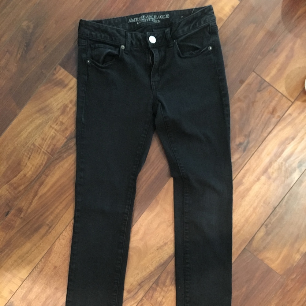 American Eagle skinny jeans